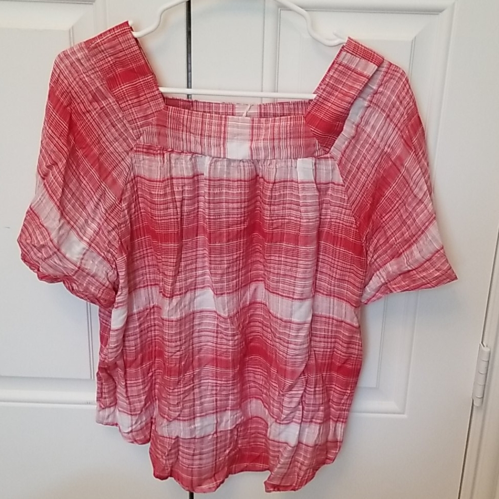 Red Plaid short sleeve top